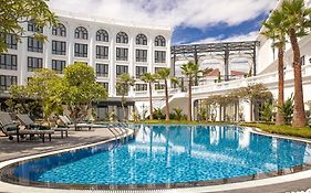 Silk Path Grand Hue Hotel